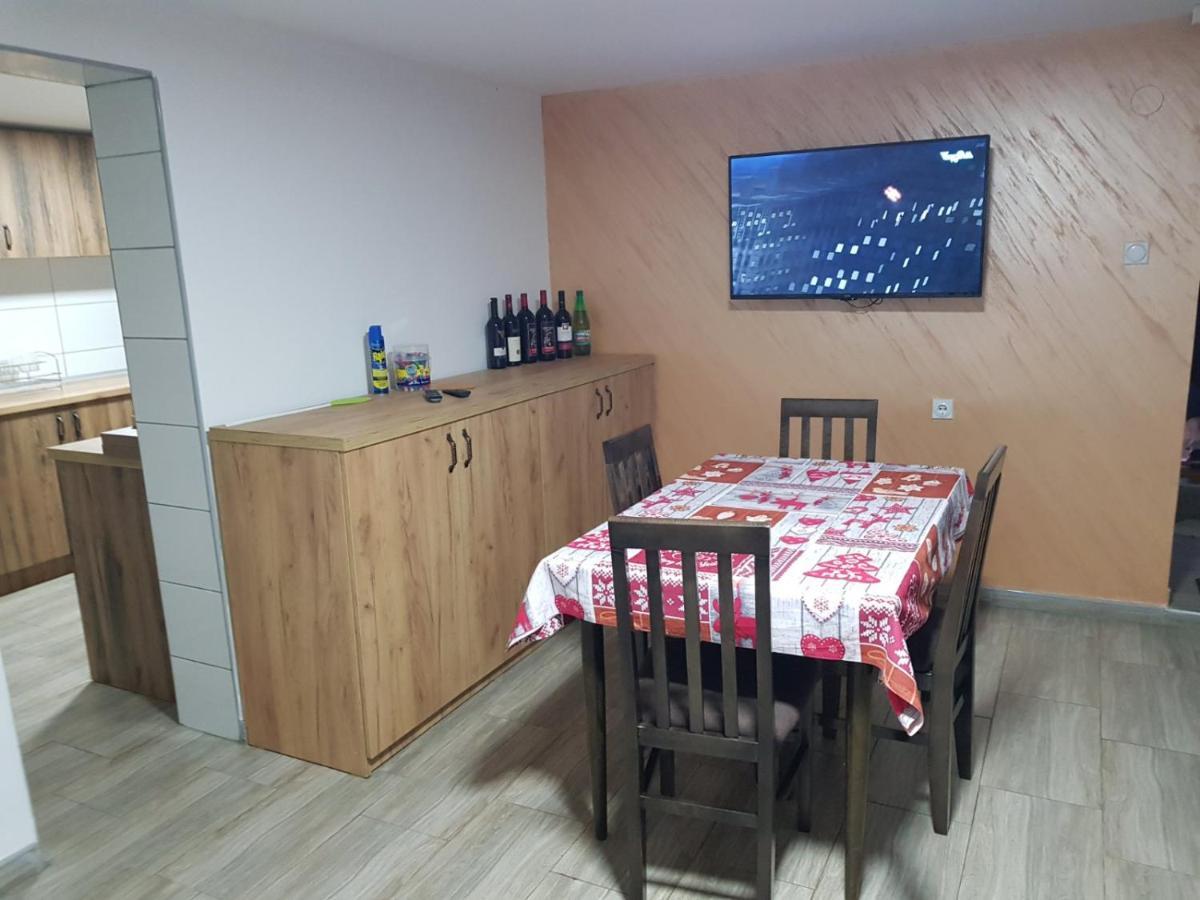 Kuca Stojanovica Topli Do Pirot Luaran gambar