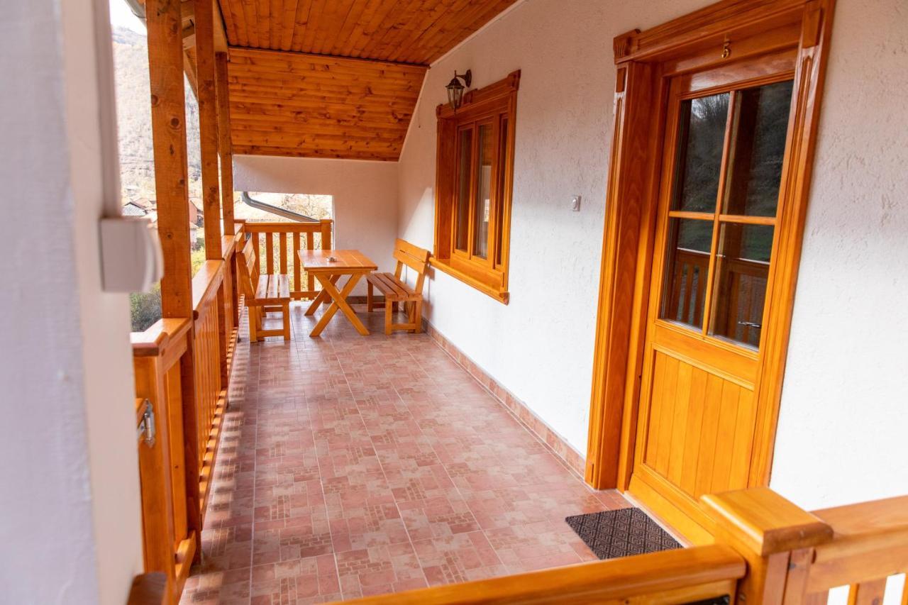 Kuca Stojanovica Topli Do Pirot Luaran gambar
